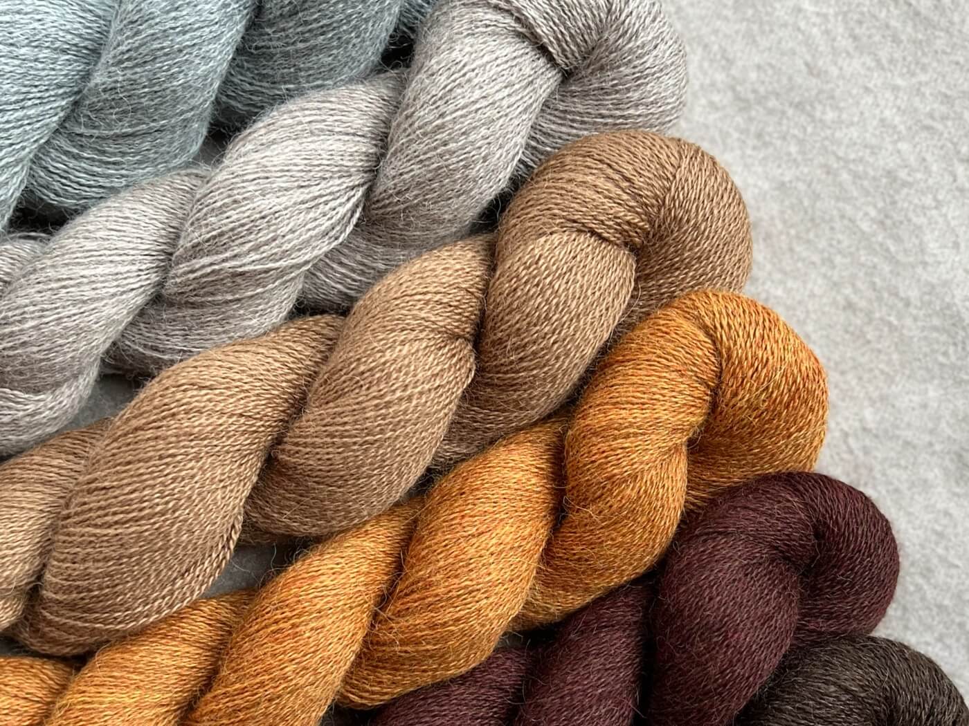 Auf die Nadeln geschaut: Alpaca Lace - Pascuali