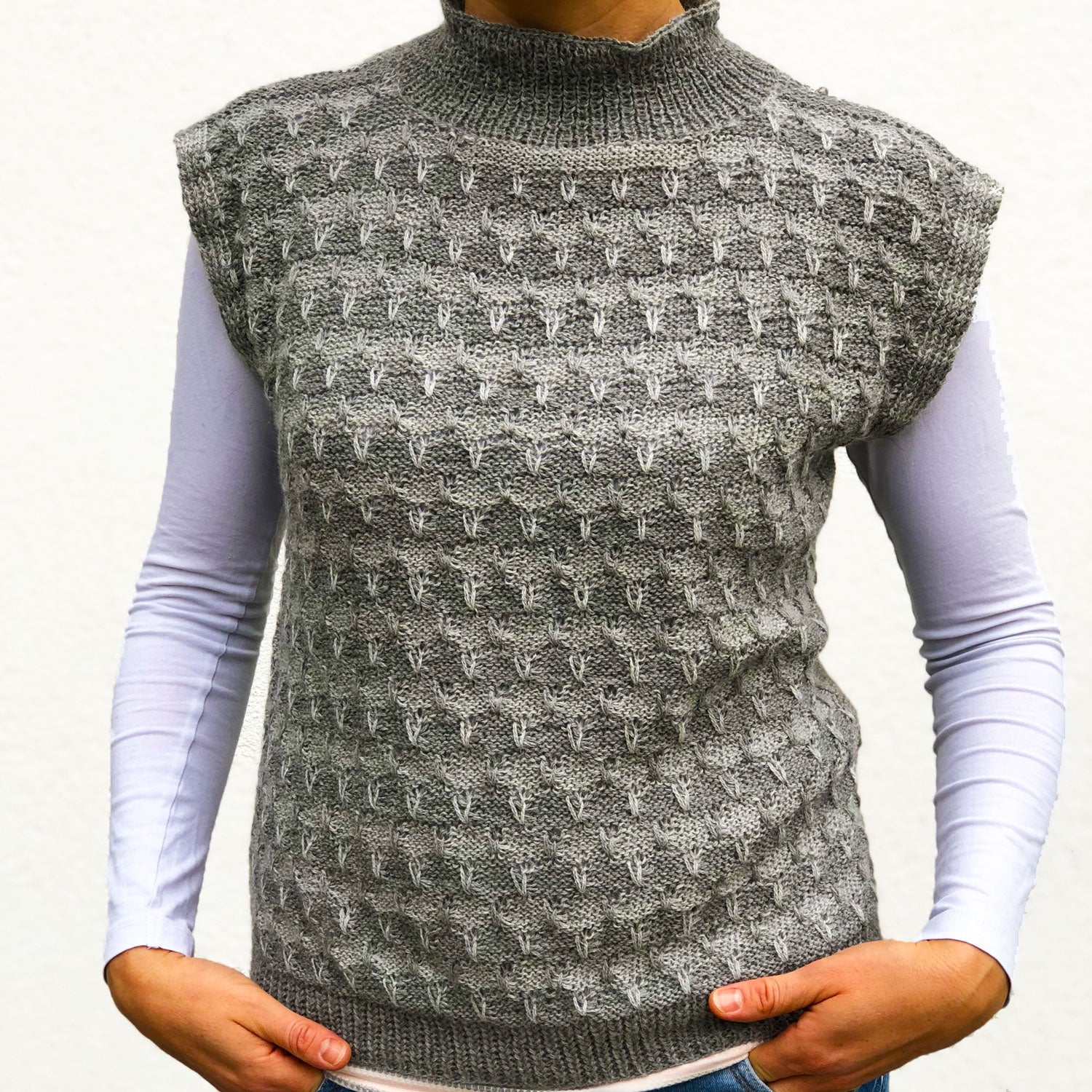 PATTERN | PEBBLE SLIPOVER VEST