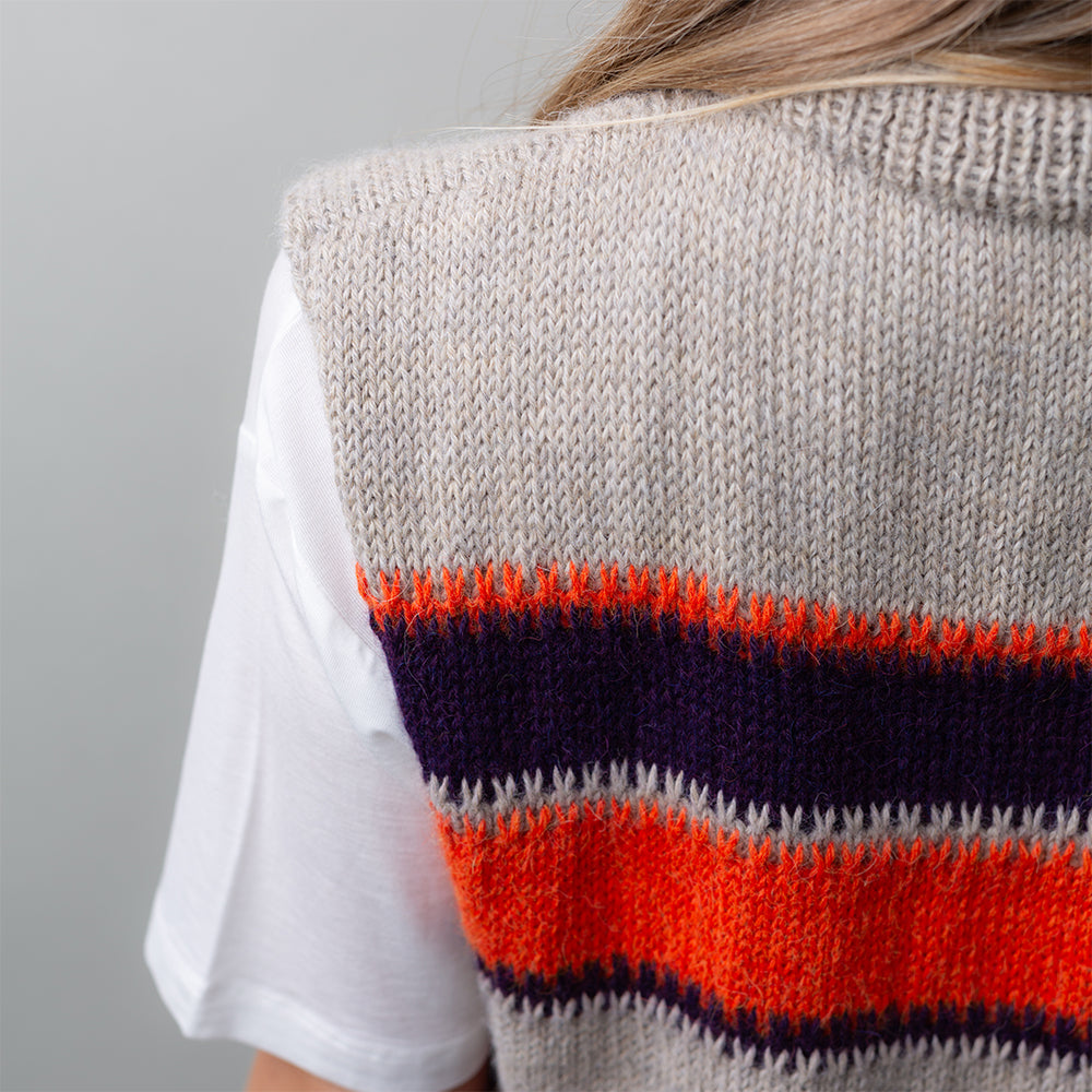 PATTERN | SLIPPED COLOR VEST
