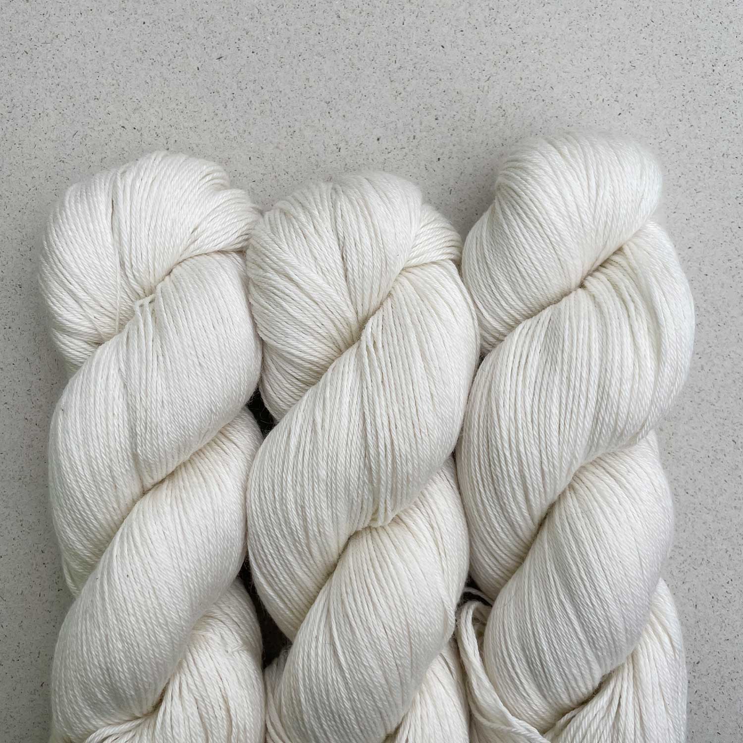PINTA ZUM FÄRBEN | MERINO, SEIDE, RAMIE (RWS)