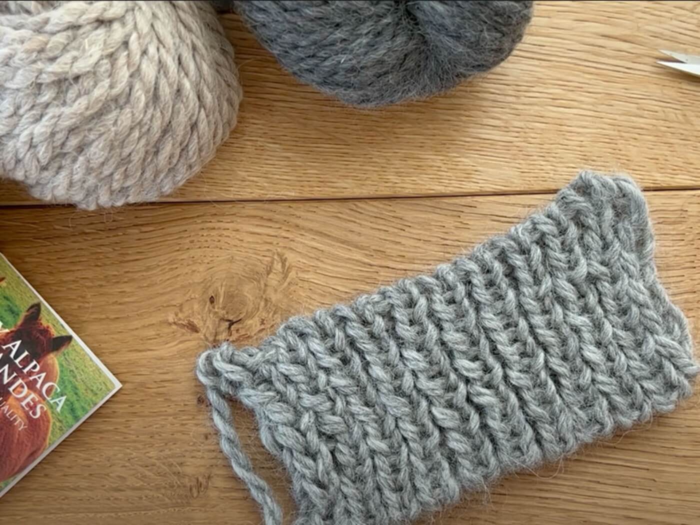 Das A & O beim Stricken: Maschenanschlag und Abketten - Pascuali