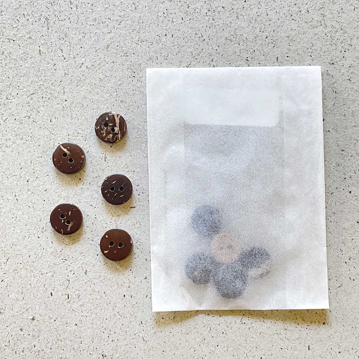 ENSEMBLE DE BOUTONS EN NOIX DE COCO x5