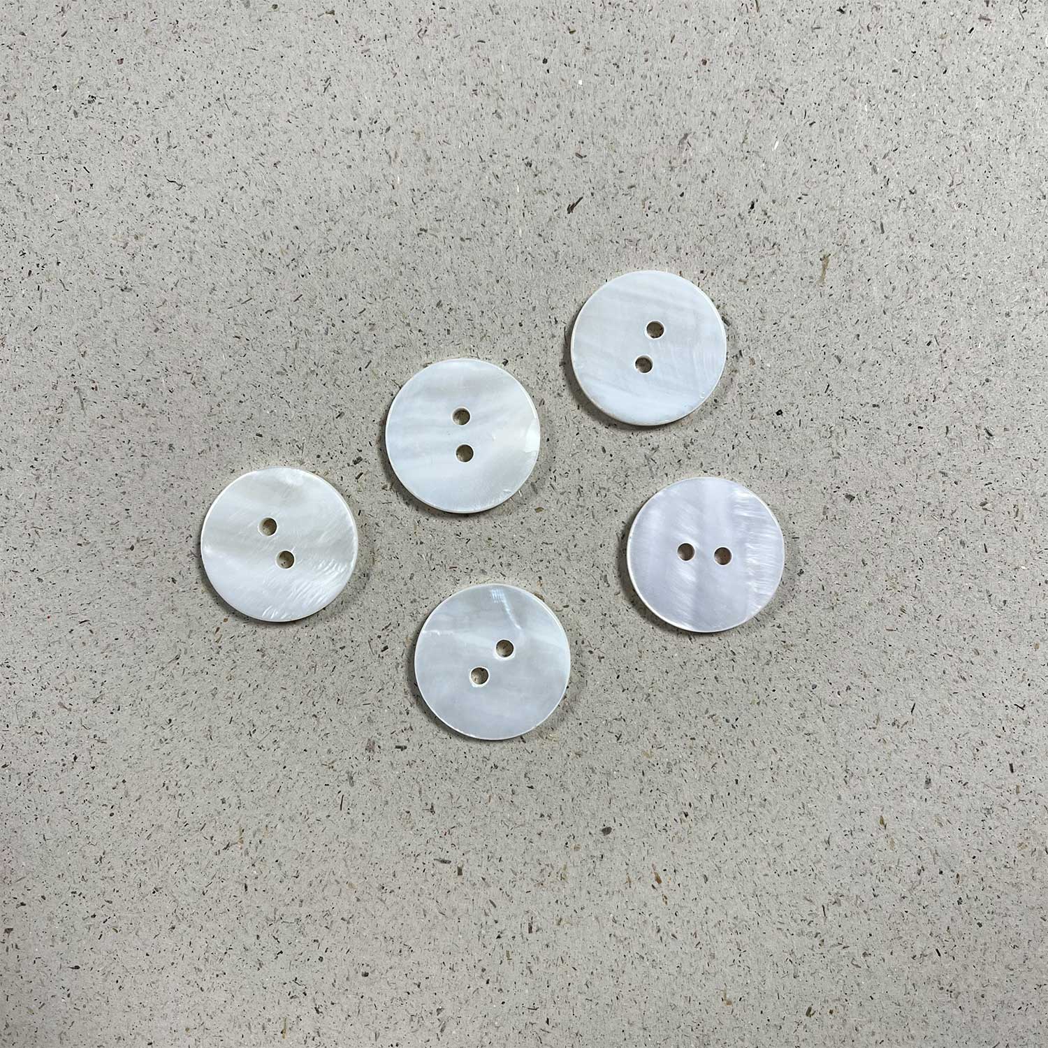 PERLMUTTKNÖPFE WEIß Set 5x