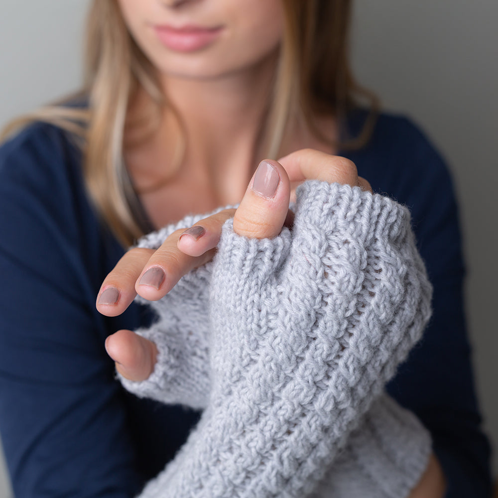 PATTERN | TWINED MITTS